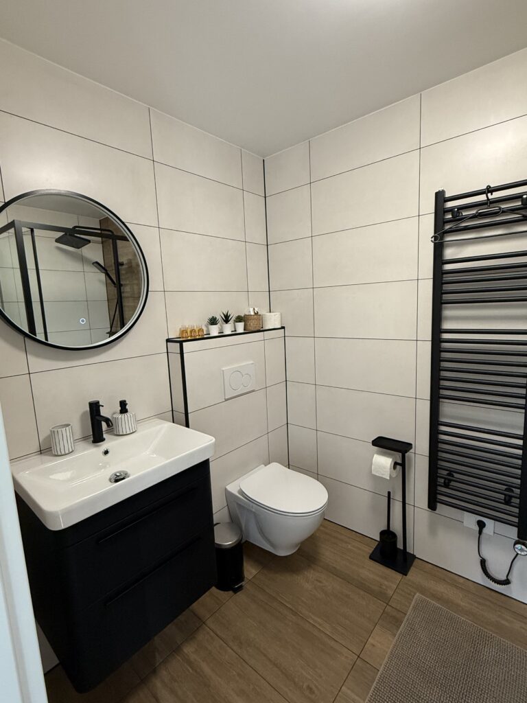 Kopalnica v studiu Studio Mimi, sodoben apartma blizu Blejskega jezera